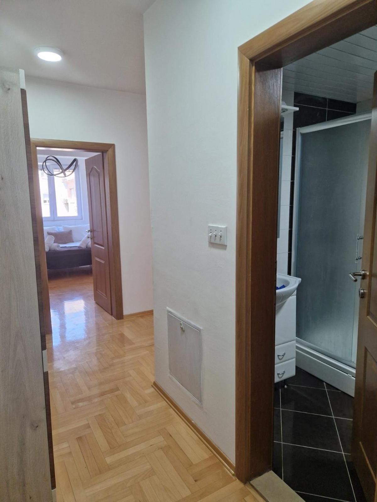 סקופיה Kamche Lux Apartment מראה חיצוני תמונה