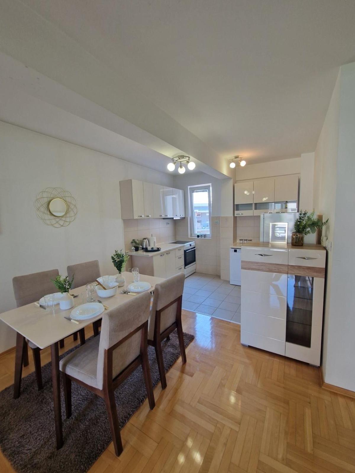 סקופיה Kamche Lux Apartment מראה חיצוני תמונה