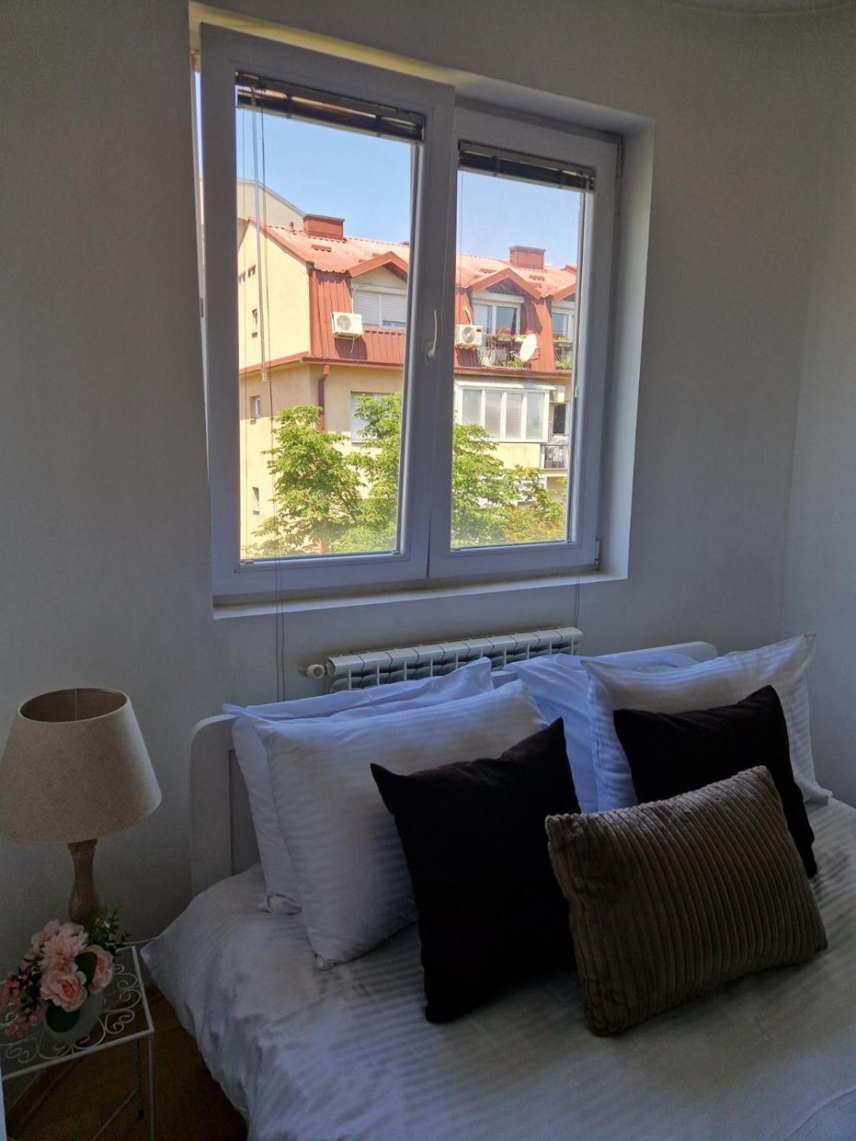 סקופיה Kamche Lux Apartment מראה חיצוני תמונה