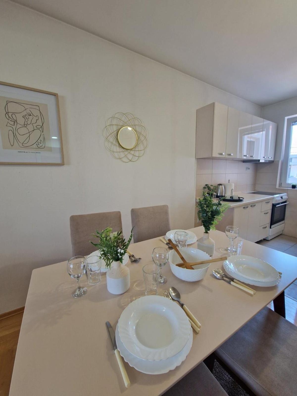 סקופיה Kamche Lux Apartment מראה חיצוני תמונה