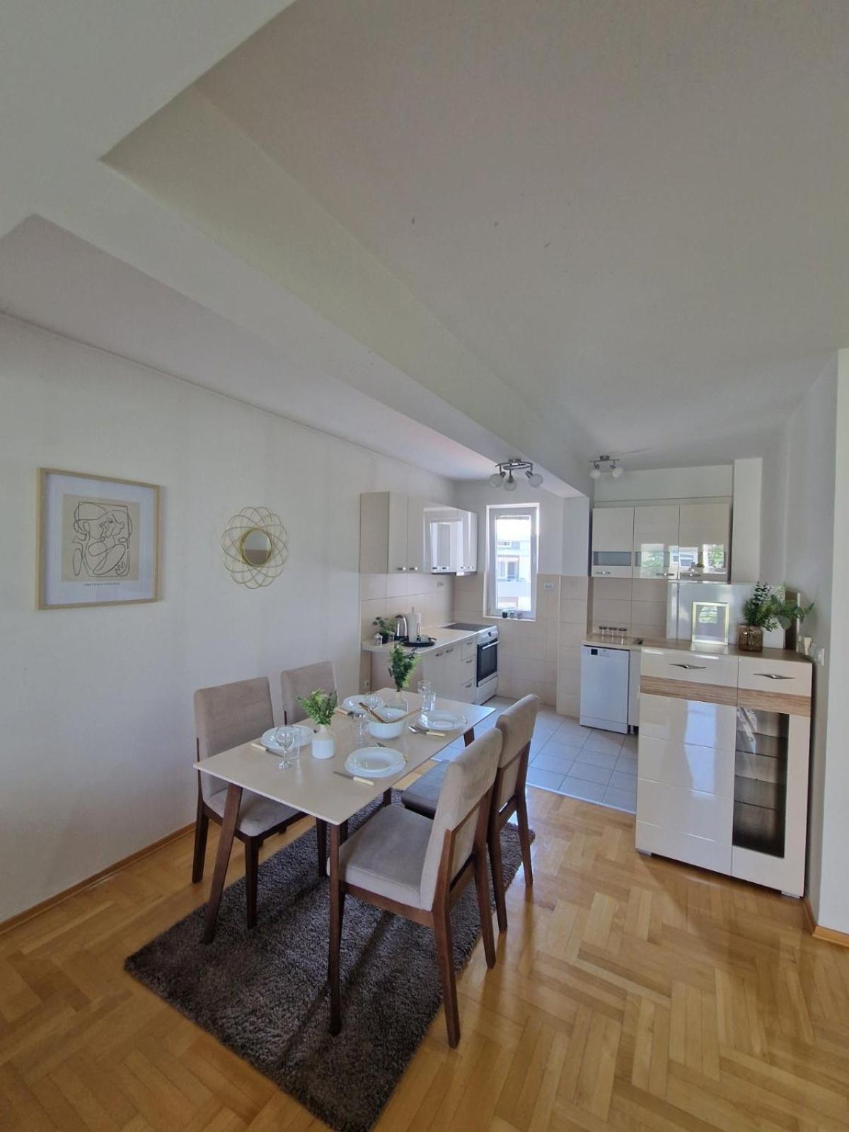 סקופיה Kamche Lux Apartment מראה חיצוני תמונה