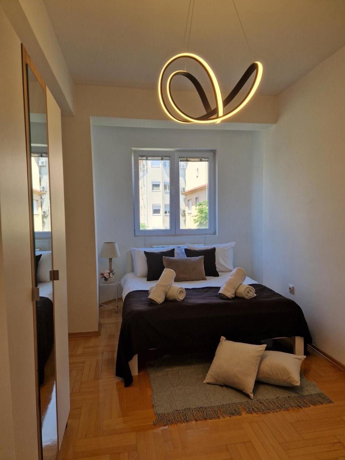 סקופיה Kamche Lux Apartment מראה חיצוני תמונה