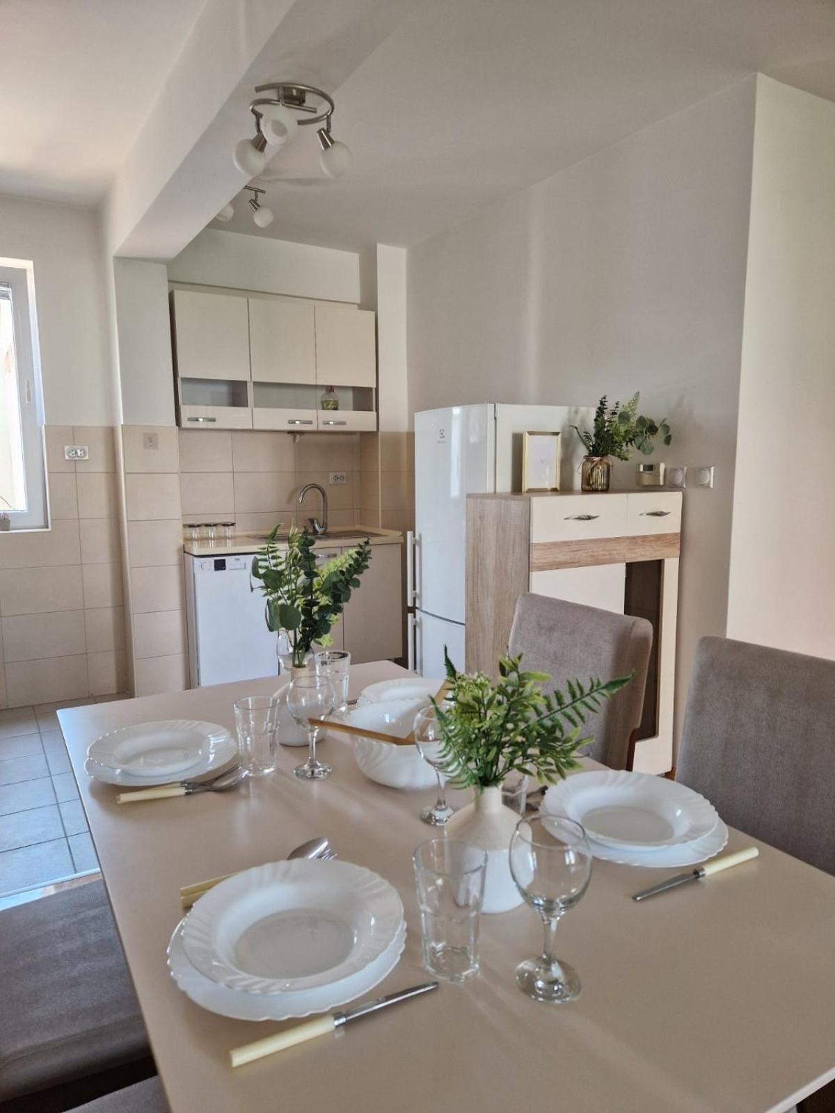 סקופיה Kamche Lux Apartment מראה חיצוני תמונה